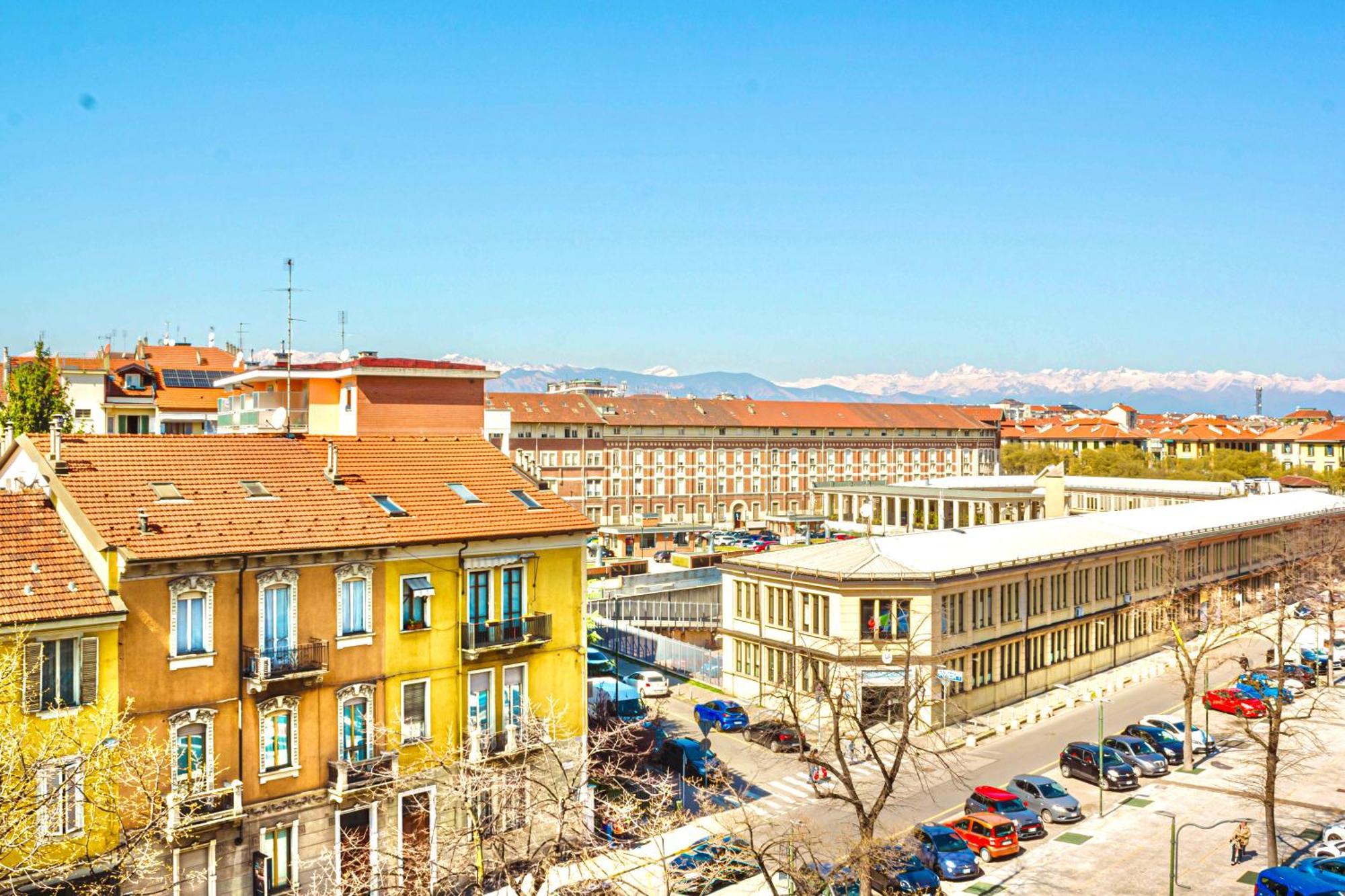 -Politecnico- Appartamento Classy X5 Con Balconi, Vista E Parcheggio Gratuito 토리노 외부 사진